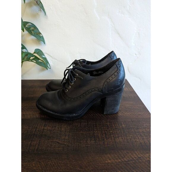 Born Women's Lace-up Leather Oxford Block Heel Booties - Size 8.5 - Picture 2 of 10